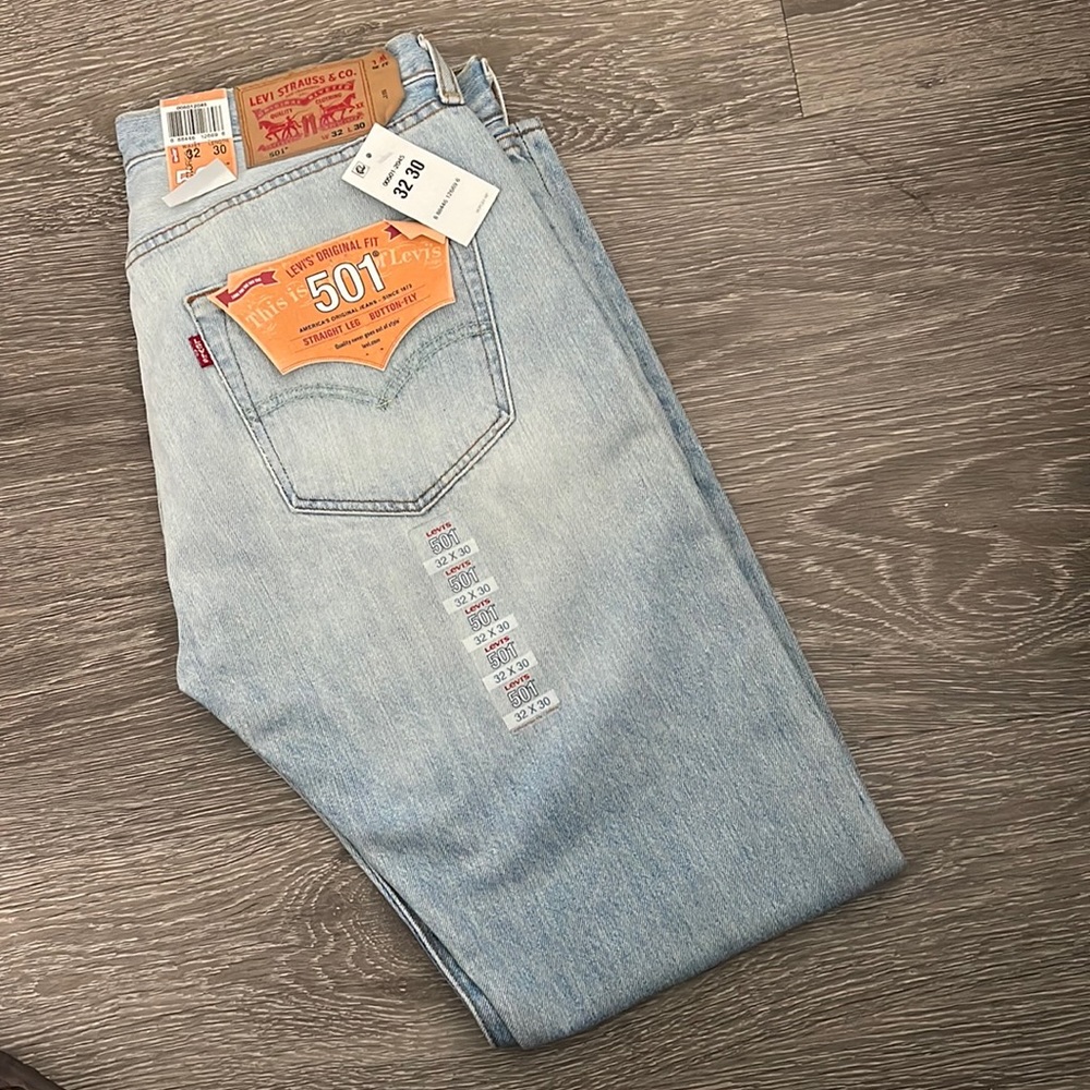 501 straight leg button fly Levi’s